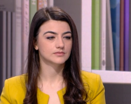 Лена Бориславова: Беше важно да използваме първите 100 дни, за да разрешим четири големи задачи, преди да учредим партия