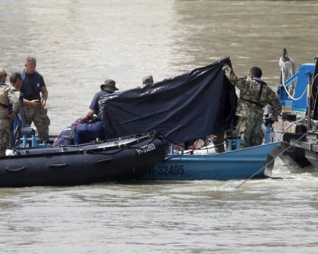Жена е застреляна в лодка с мигранти в река Марица