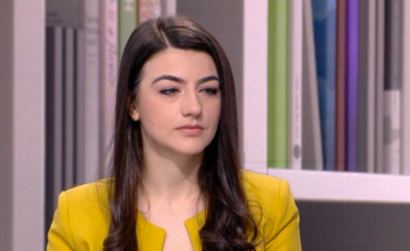Лена Бориславова: Беше важно да използваме първите 100 дни, за да разрешим четири големи задачи, преди да учредим партия