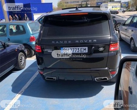 Украинец спря джипа си на инвалидно място в Пловдив