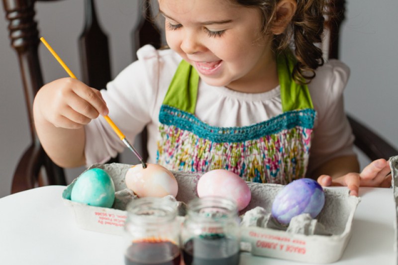 Великденска работилница: Малчугани ще творят яйца в галерия 