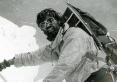 На тази дата роденият през 1943 г легендарен български алпинист