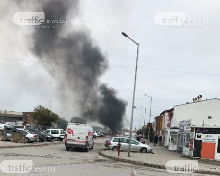 Гъст дим отново се стеле над Шекера