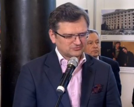 Кулеба в НС: Всеки, който търси оправдания да не помогне на Украйна, помага на агресора