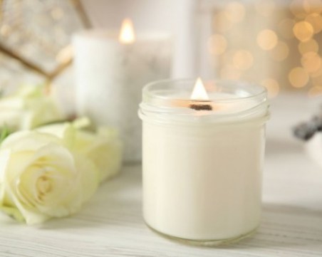 Масажни свещи за още по-приятен секс