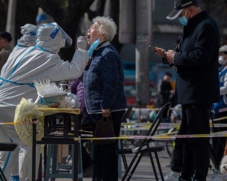 Няма да има разхлабване на мерките в Шанхай, ограниченията остава строги