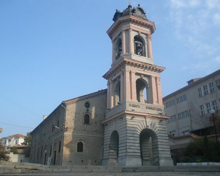 Променят движението в Стария град заради литийно шествие