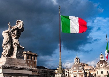 Даниеле Франко италианският министър на финансите обяви че страната ще