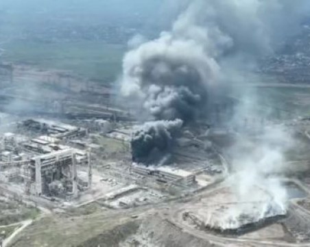 Москва: Готови сме примирие в завода в Мариупол, ако украинските войници се предадат