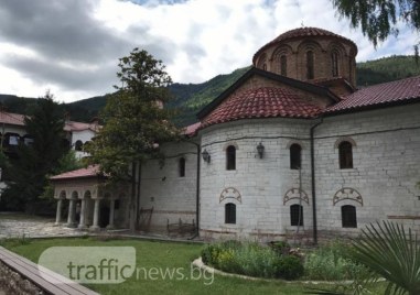 В Бачковския манастир очакват стотици дори хиляди хора от цялата
