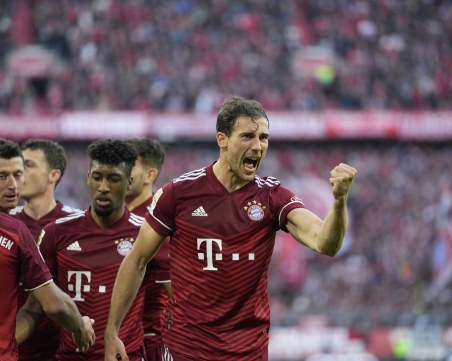 Байерн не остави шансове на Дортмунд и е шампион за 10-и пореден път