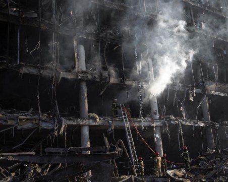 Властите в Луганска област: Денонощно ни обстрелват