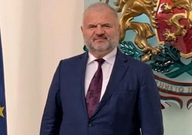 Българският консул Сергей Желев не е отвлечен а се намира