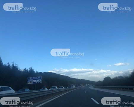 Огромна тапа на магистрала 