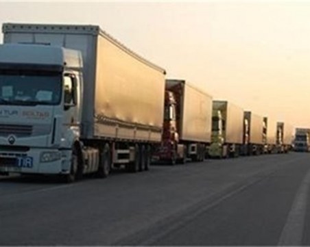 Свалили 35 български шофьори от камионите им в Белгия, тировете конфискувани