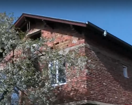 Мъжът от Петърч, който се самоуби на Великден, трябвало да вземе сина си за почивните дни