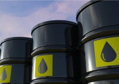 Петролът поскъпна в азиатската търговия днес на фона на засиленото