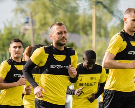 Ботев стартира подготовка за Левски