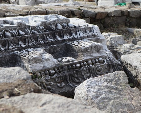 Форумите Юг и Изток скоро ще разкрият великолепните си руини