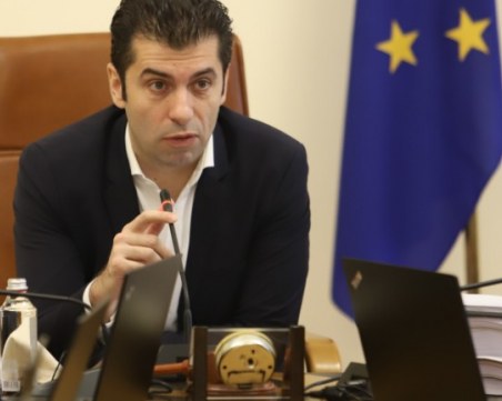 Петков: Бъдете спокойни, имаме план от месец за газа