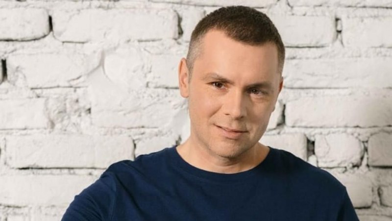 Ицо Хазарта към Борисов: Взимаш шейсетте прислужника и отивате да подарите на Путин ново кученце