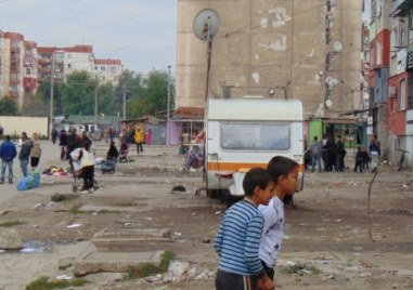 България се намира в изключително тежка демографска криза Децата са