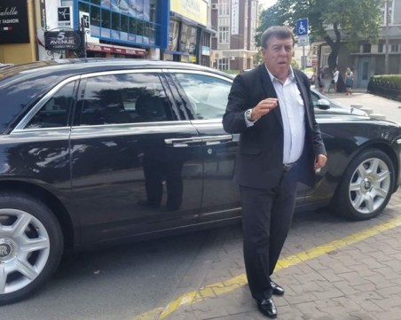 Бенчо Бенчев не е укривал Митьо Очите в Истанбул, ще плати обаче 1700 лв. за оръжия