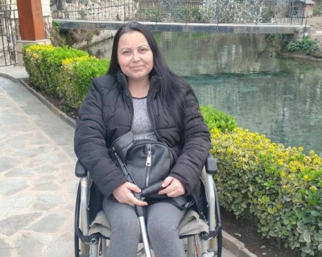 Зов за помощ! Майка на две деца се нуждае спешно от средства, за да оздравее