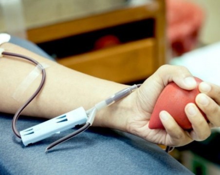 Спешно търсят кръводарители за родилка от Пловдив