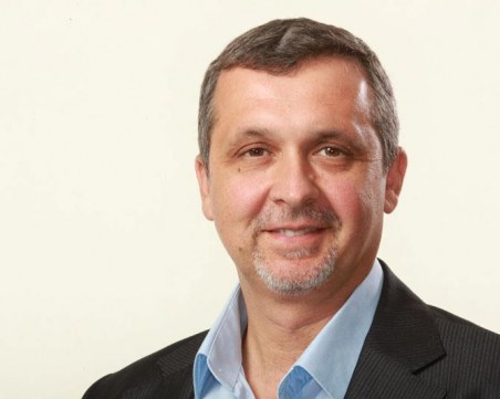 Владимир Дончев: Много от българите, които гласуваха за Радев, сега се чувстват измамени