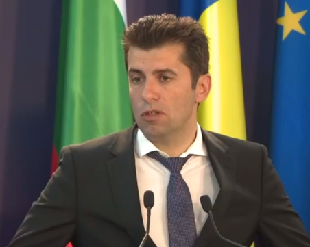 Кирил Петков от Букурещ: Важно е България и Румъния да са добри партньори