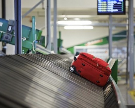 Семейство се появи със снаряд в багажа и предизвика хаос на летище в Израел