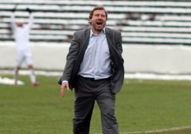 Велислав Вуцов е близо до завръщане в българския футбол Ексцентричният
