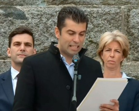 Кирил Петков в Копривщица: В думите на Каблешков няма страх от империята с огромна военна мощ