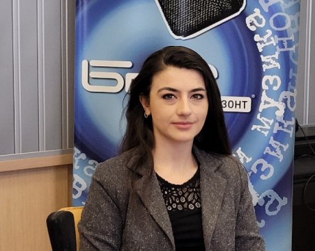 Лена Бориславова: България най-накрая има ясно лице, на чия страна застава в Украйна