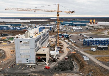 Финландските власти обявиха че прекратяват проект за изграждане на атомна