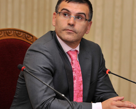 Дянков: Правителството закъсня и ще плащаме с 40% по-скъп газ