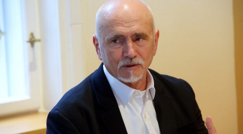 Николай Събев: Полетите между София и Скопие не спират