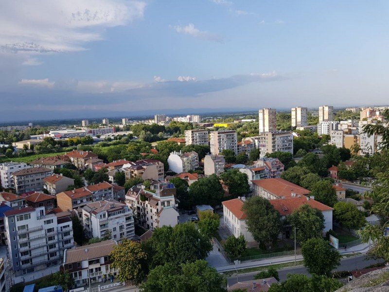 Скок на наемите в Пловдив! Средните цени започват от 700 лева, в скъпи зони скачат до 2000 лв