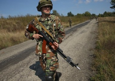Европейският съюз обмисля допълнителна военна подкрепа за Молдова заяви председателят