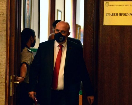 Отстраняването на Гешев отново на дневен ред във ВСС