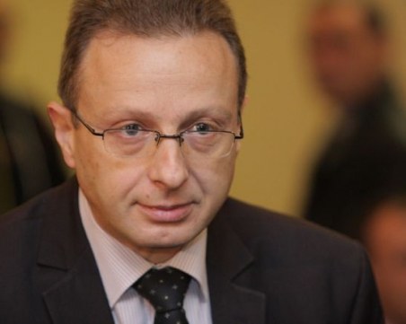 Иван Сотиров: Оставка на Бойко Рашков, да не осъмнем със знак Z по вратите си