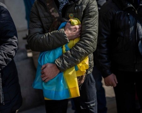 Държавата ще плаща здравни осигуровки на украинци