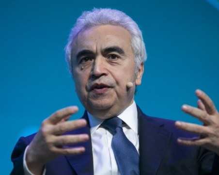 МАЕ: Светът преживява глобална енергийна криза