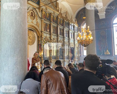 Пловдивчани се помолиха на храмовия празник в 