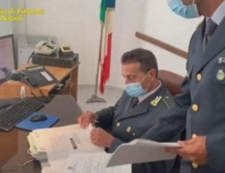 Финансовата гвардия от град Беневенто, област Кампания, разби нелегална организация,