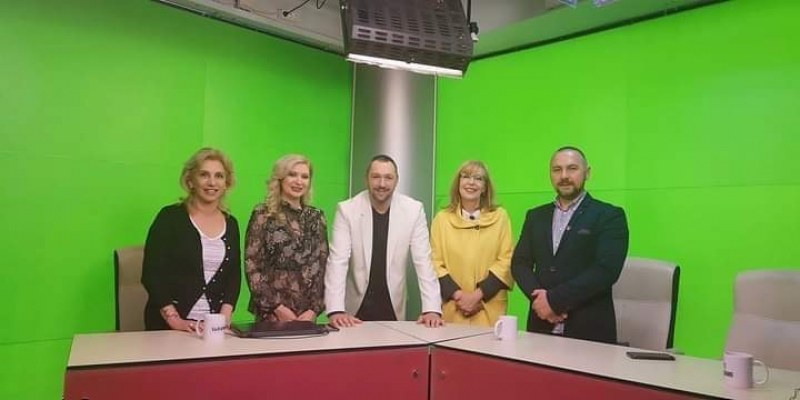 Телевизия България 24 тръгва ударно с известни водещи