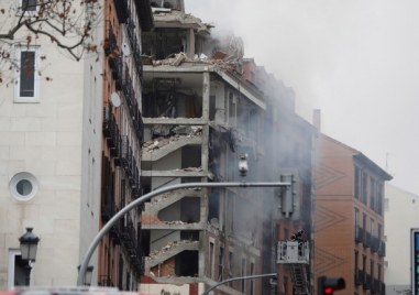 Експлозия разтърси четириетажна жилищна сграда в центъра на испанската столица
