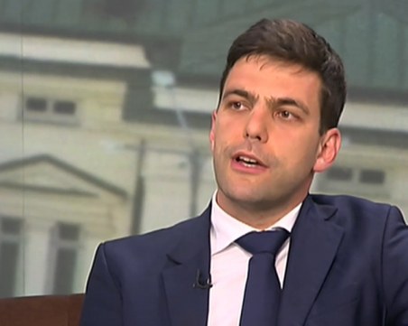 Минчев: България е в неизгодна позиция за петролното ембарго