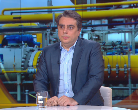 Асен Василев: Ще бъдем във военна икономика през следващите 4-5 години